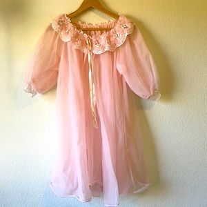 Vintage 60s ~ 70s Sheer Lace Robe